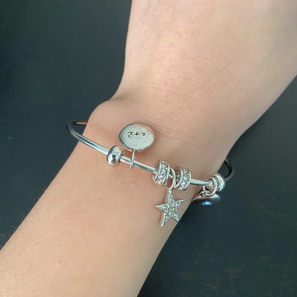 Chloe & Isabel bracelet with charms - Picture 2 of 7